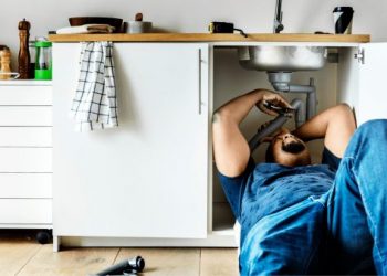 Tips To Hire A Plumber For Blocked Drains