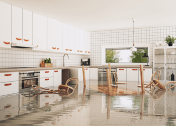 How To Respond To Water Damage In Your Home?