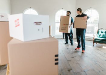 Why Hiring Removalist Services Can Save Time And Protect Your Belongings?